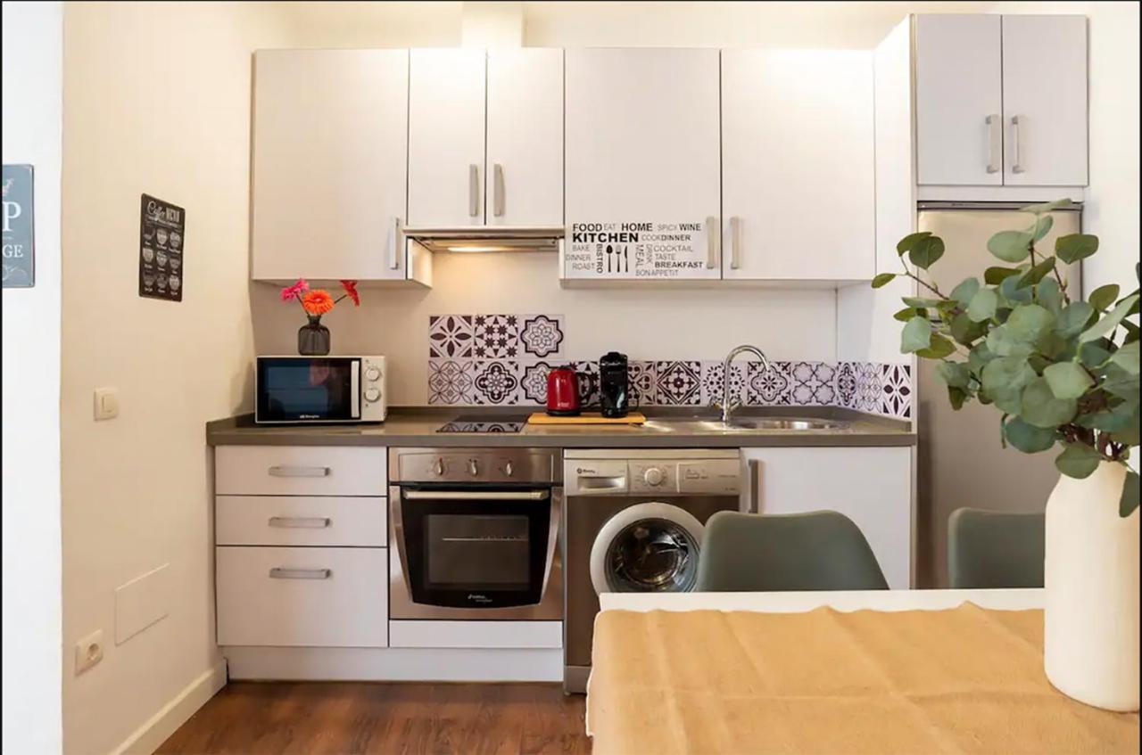 Rustic & Nice Apartment In Malaga Center מראה חיצוני תמונה